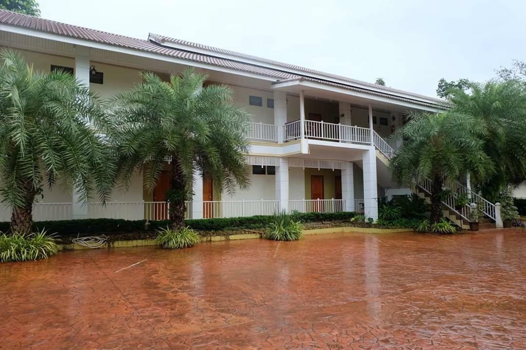 Wangka Resort Sangkhla Buri Bagian luar foto